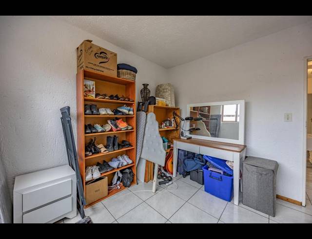 2 BEDROOM APARTMENT FOR SALE IN WATERKLOOF RIDGE